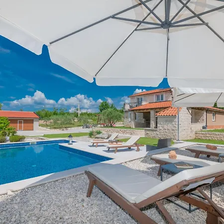 Villa Drazana *